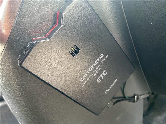 23047594_carP_l_11.jpg