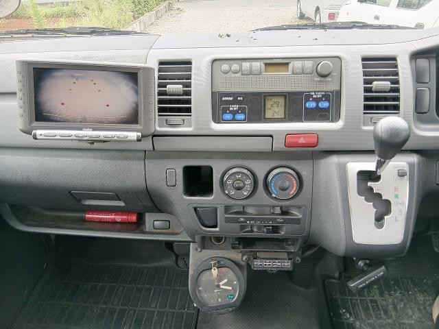 25968001_carP_l_10.jpg