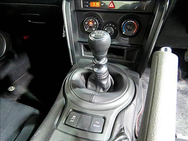 0207077A20261027D00217.jpg