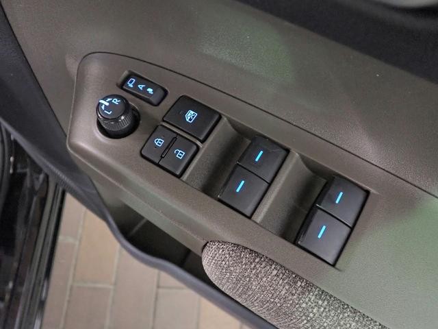 0201999A30260818W00516.jpg