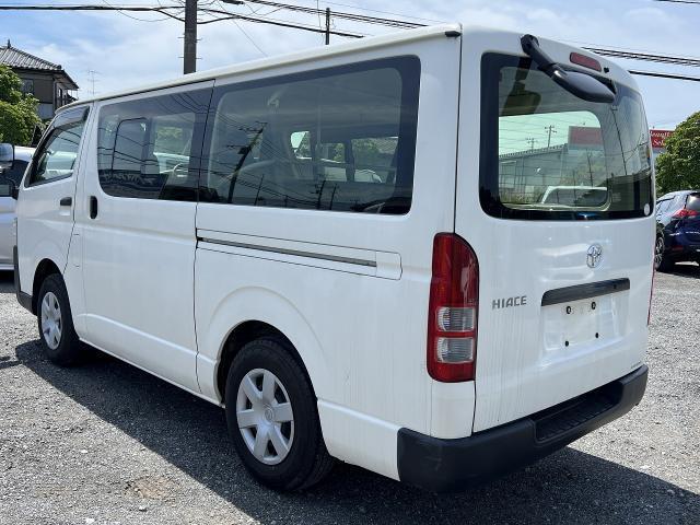 24602093_carP_l_3.jpg