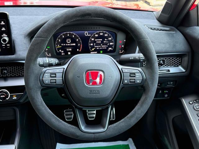 24557610_carP_l_15.jpg