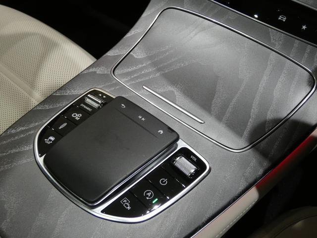 24279787_carP_l_7.jpg
