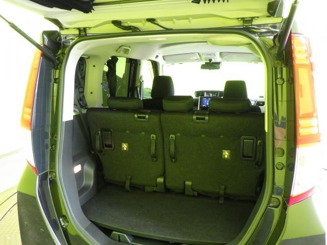 27046672_carP_l_8.jpg