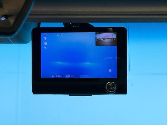 0520681A30261020W01913.jpg