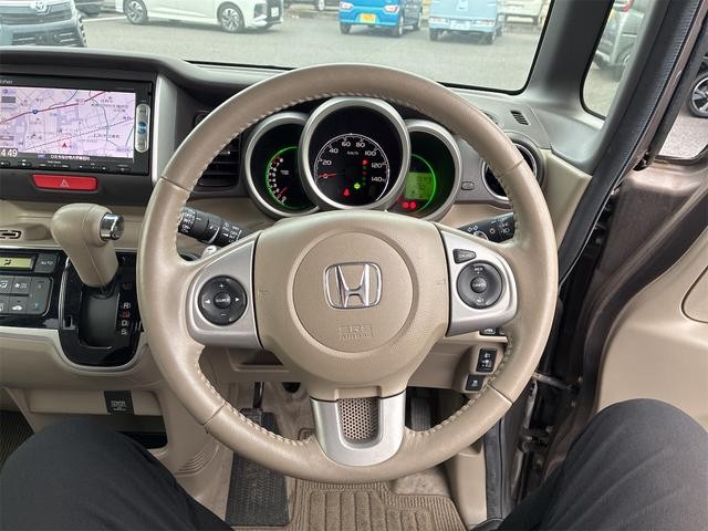 0403498A30261020W00411.jpg