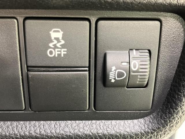 26044264_carP_l_8.jpg