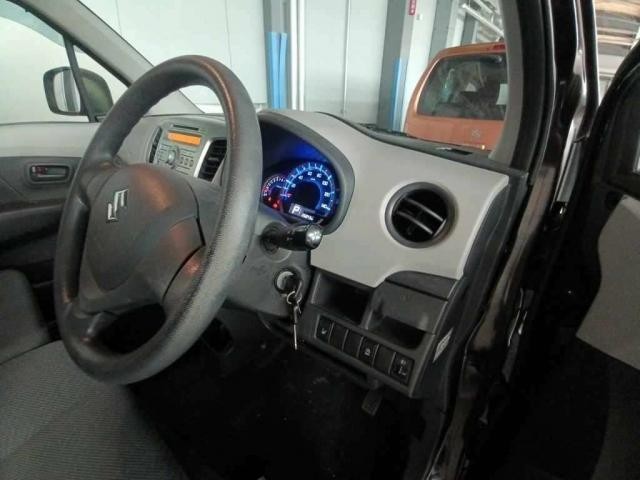 27095055_carP_l_4.jpg