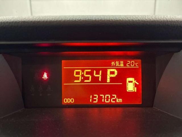 27105449_carP_l_2.jpg