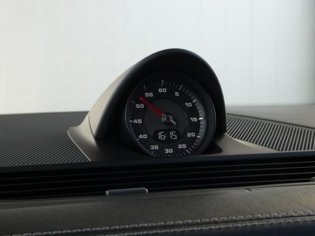25693871_carP_l_6.jpg