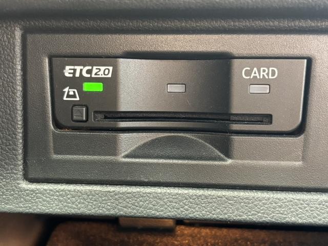 26468527_carP_l_14.jpg