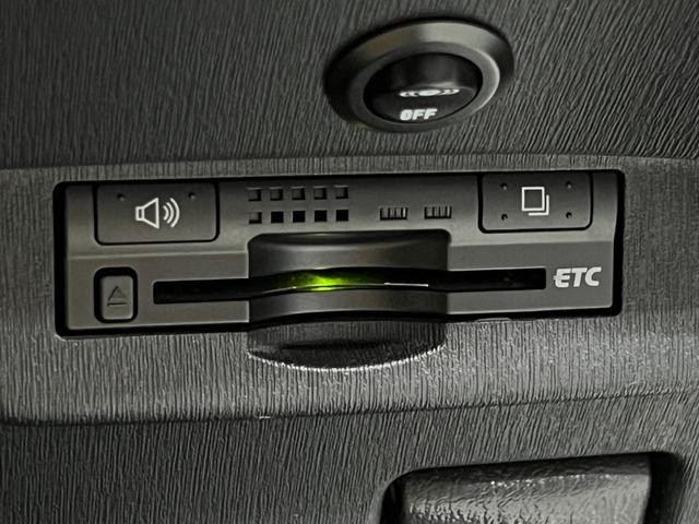 0505027A30261023W00113.jpg