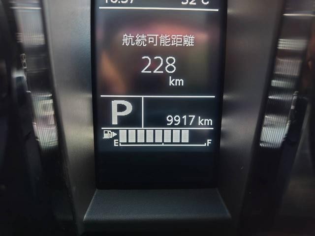 26147425_carP_l_18.jpg
