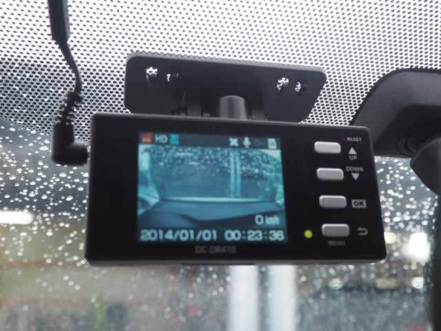 1201125A30261019W00116.jpg