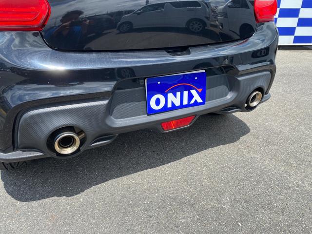 0707591A30260506W00113.jpg