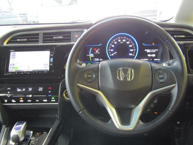 0530123A30261005W00211.jpg