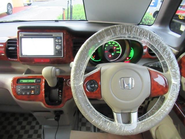 0703310A30261020W00111.jpg