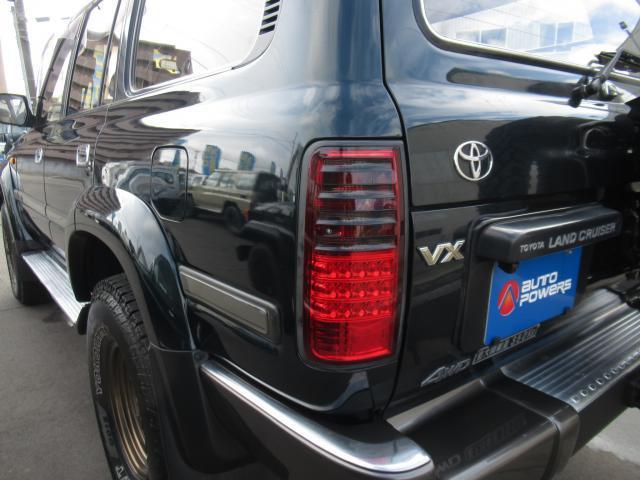 24219800_carP_l_20.jpg