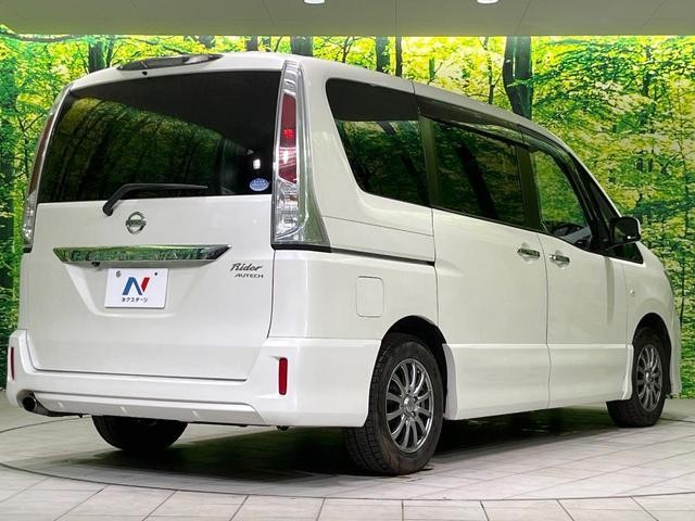 25811543_carP_l_12.jpg