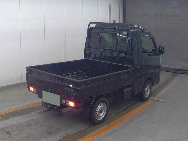 24603187_carP_l_13.jpg
