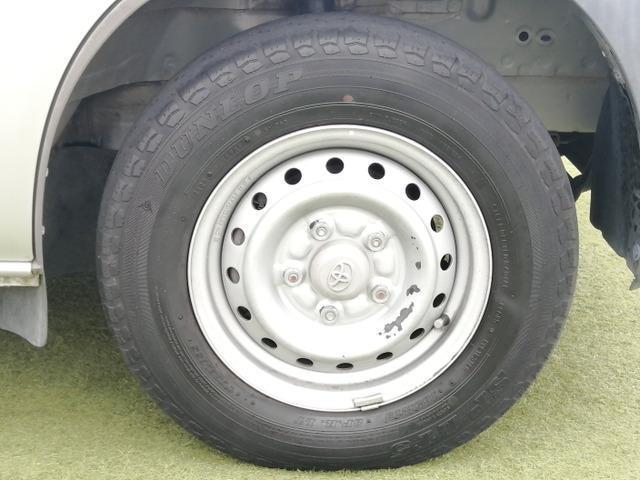 24237624_carP_l_2.jpg