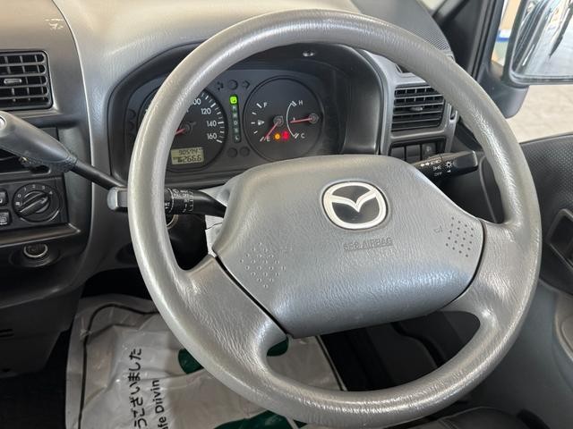 0208398A30260825W00115.jpg