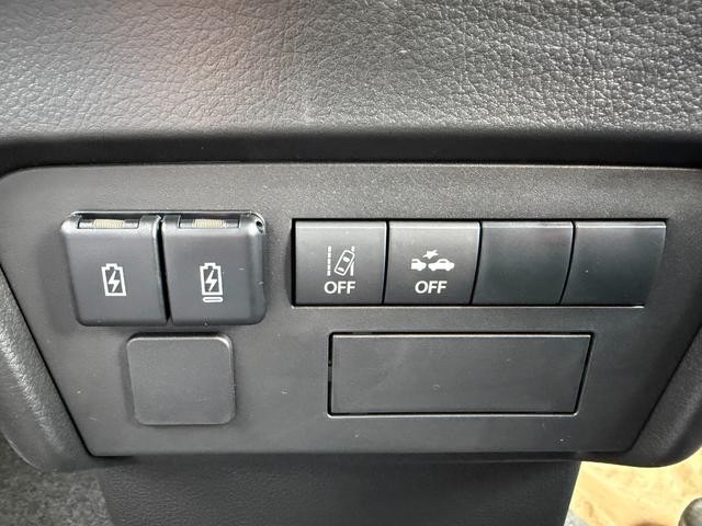 0208645A30260823W00116.jpg