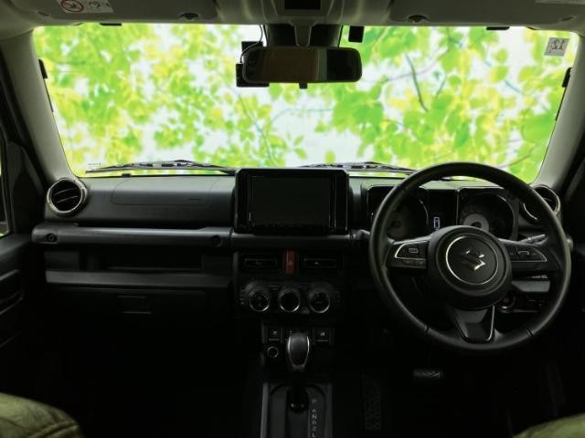 24863609_carP_l_17.jpg
