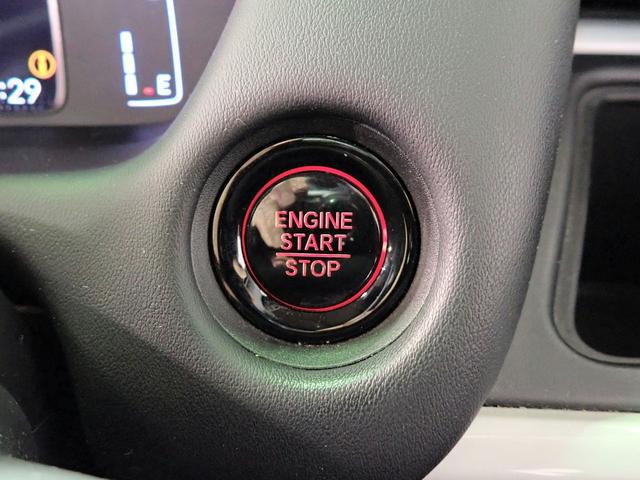 0201190A30260417W00113.jpg