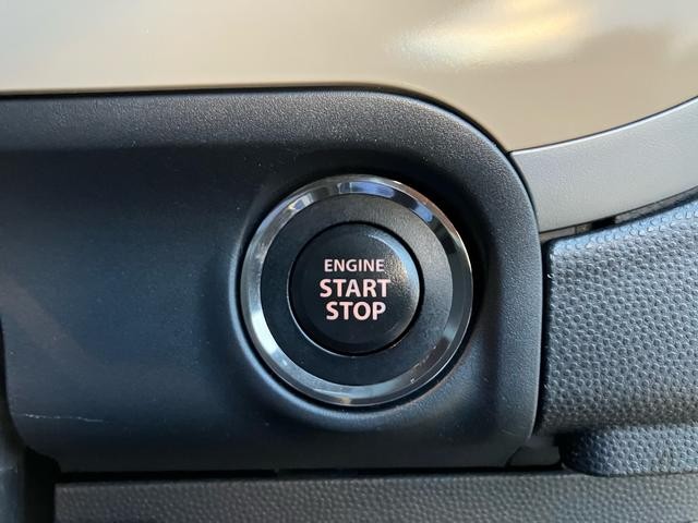 0803793A30261023W00217.jpg