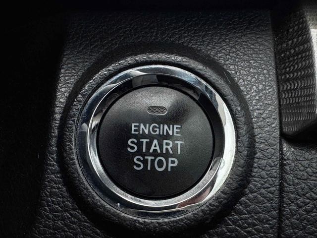 0310434A30261018W00109.jpg