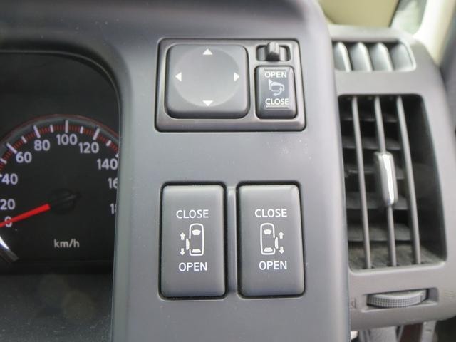 0504881A30261018W00905.jpg