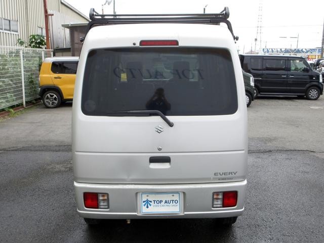 0503263A30261020W00414.jpg