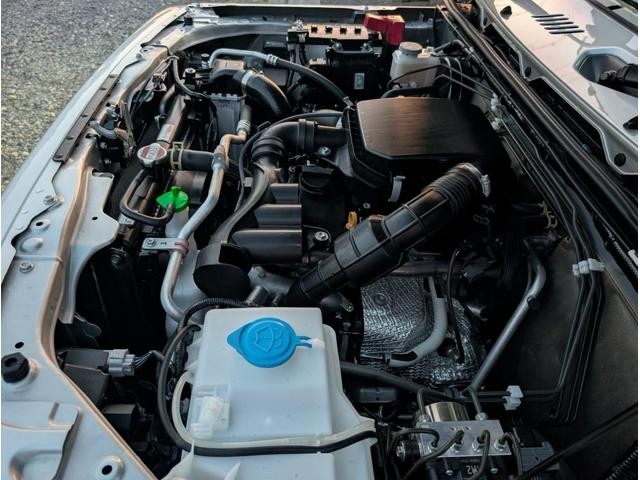 0209448A30260810W00115.jpg