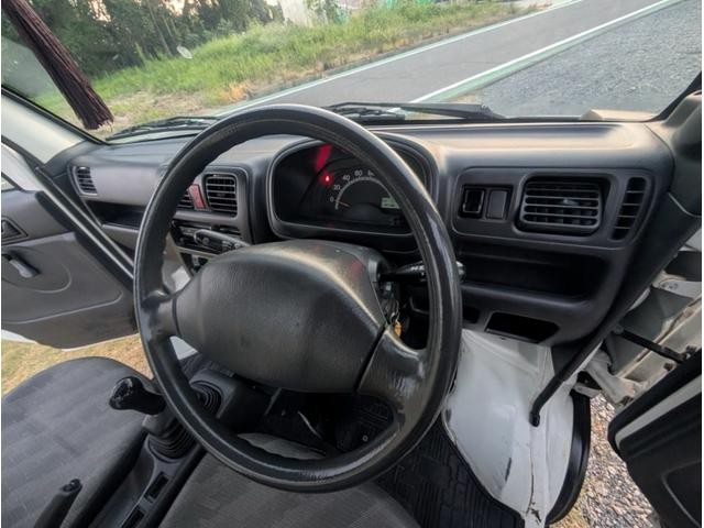 0209448A30260825W00615.jpg