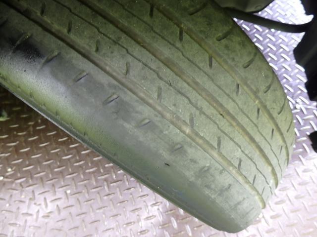 25842831_carP_l_8.jpg