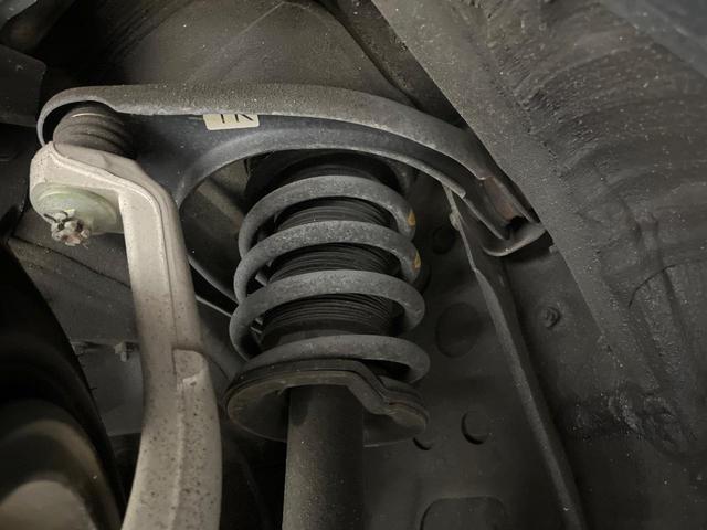 24421400_carP_l_18.jpg