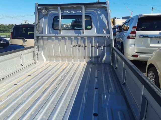 26956878_carP_l_14.jpg