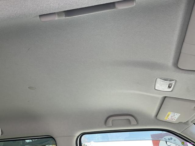 0900508A30260413W00217.jpg