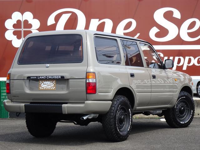 0903736A30260410W00101.jpg