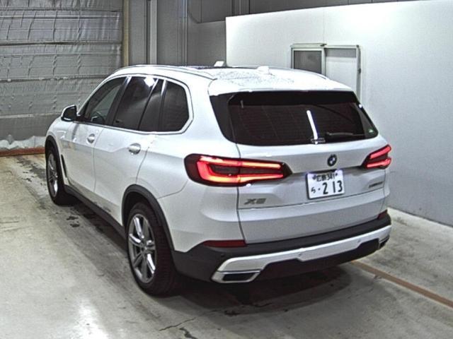 24321100_carP_l_3.jpg