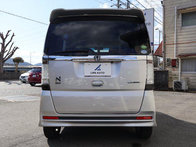 dff4b6aec5850e6082cf1af9adbfe0ae.jpg