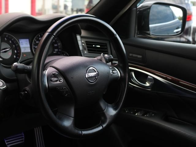 0509625A30260727W00313.jpg