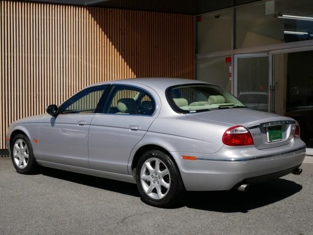 26882493_carP_l_4.jpg