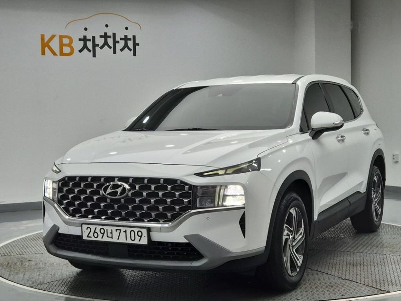 2022 Hyundai Santa, photo 1 of 1