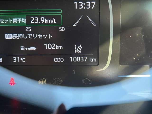 27034270_carP_l_18.jpg