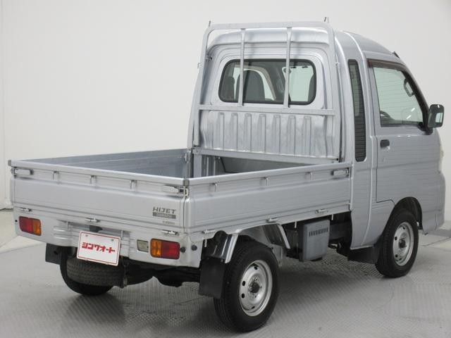 25847741_carP_l_17.jpg