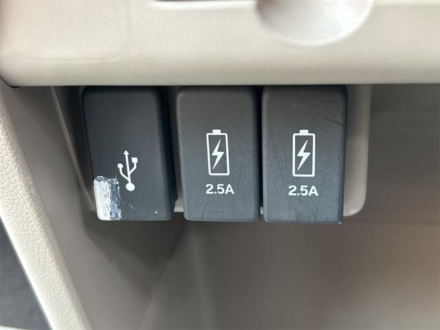 0403435A30260817W01110.jpg