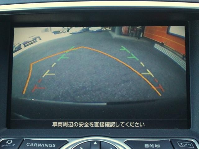0520029A30261012W00415.jpg