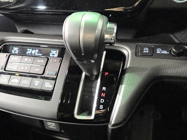 0201190A30261023W00413.jpg